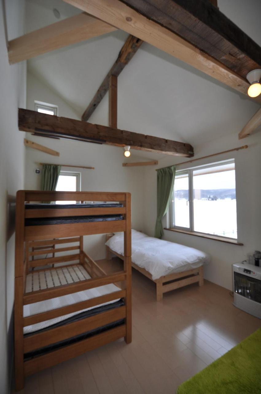 Hotel Gufo no Mori Kamifurano Esterno foto